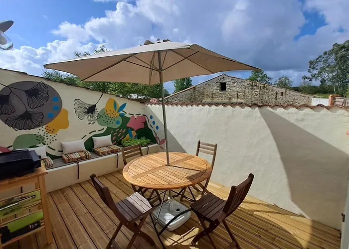 O Ptit Bonheur - Vendee - 2 Maisons De 85 M2 Chacune Avec Piscine Exterieure Chauffee & Couverte Tatil Evi *